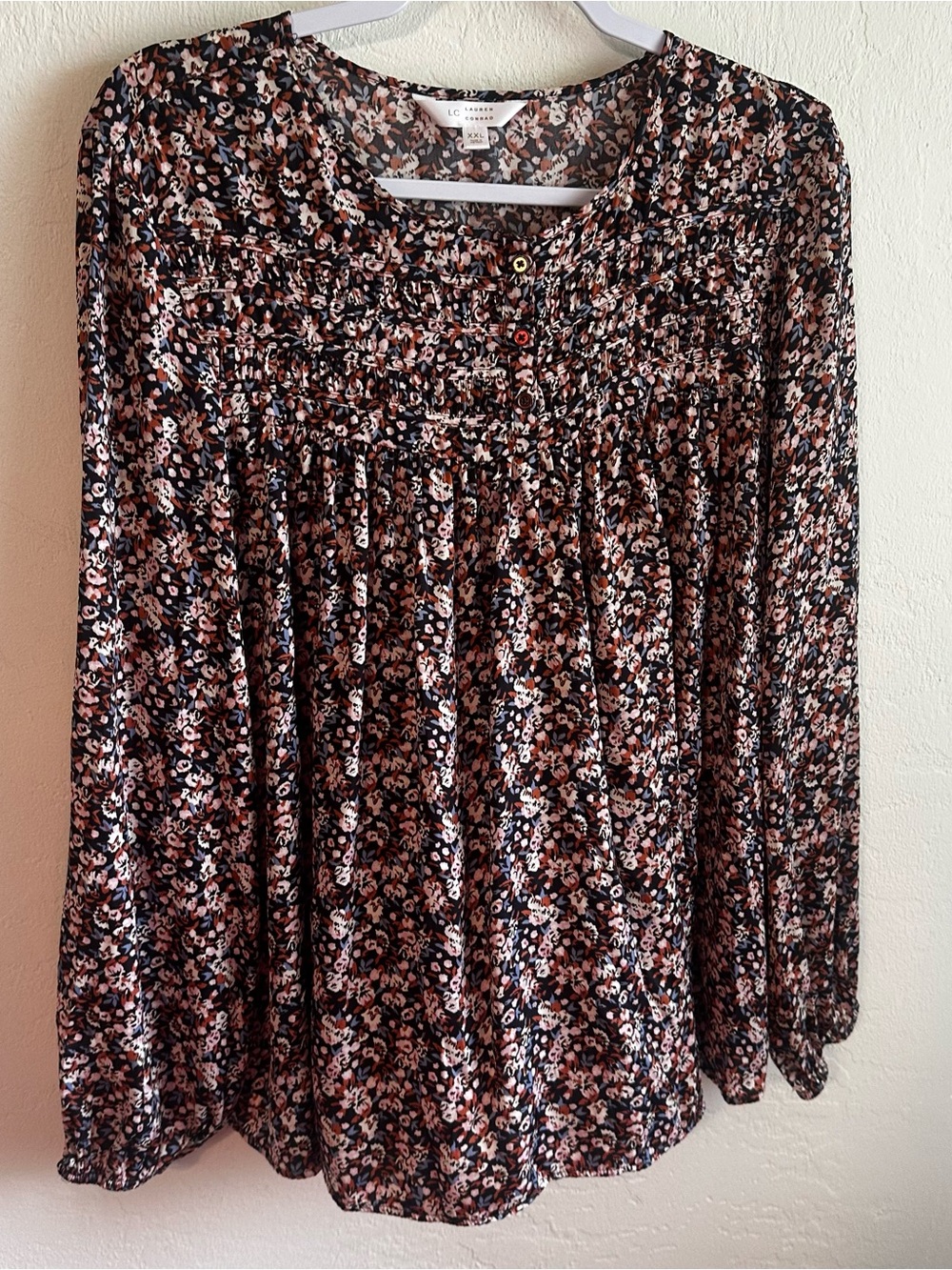 LC Lauren Conrad Black Floral Pintuck Peasant Blouse